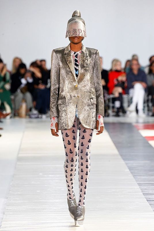 WOMENS SS 2019 RUNWAY - LOOK 5